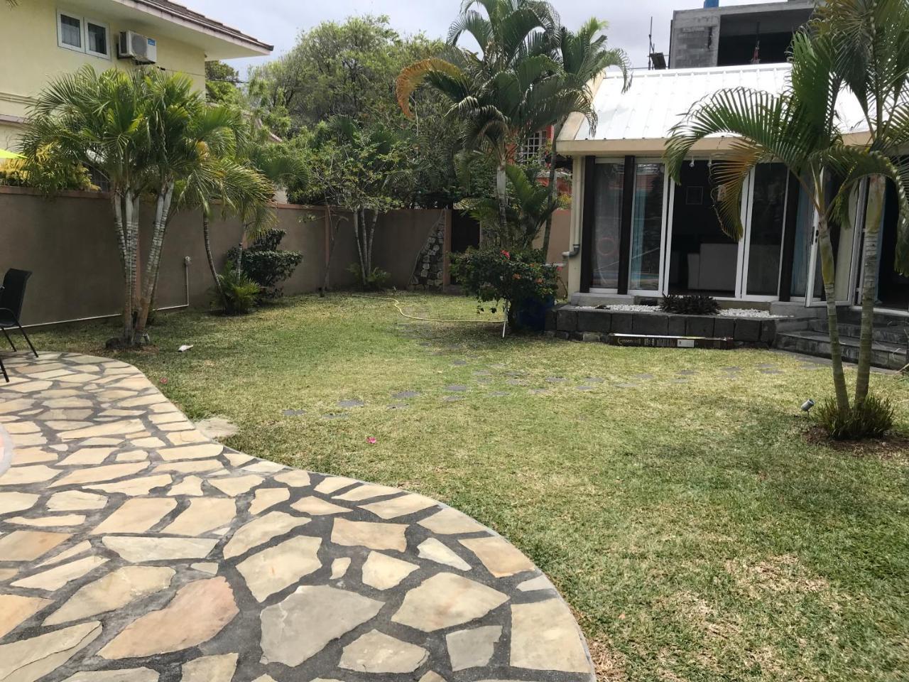 H&K Villa Blue Bay Exterior foto